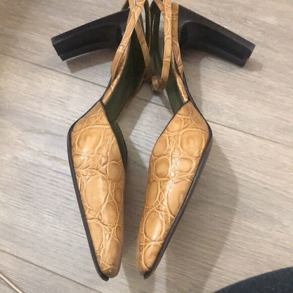 Donald J Pliner croc print ankle strap heels - Picture 9 of 9